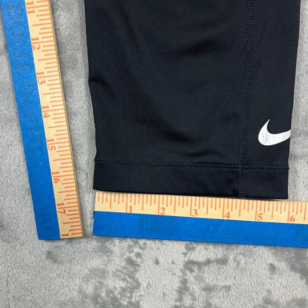 NIKE Cropped Leggings Women Medium Black Compression Dri Fit Pants Running Yoga